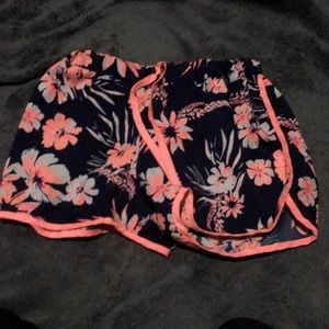 Follower shorts